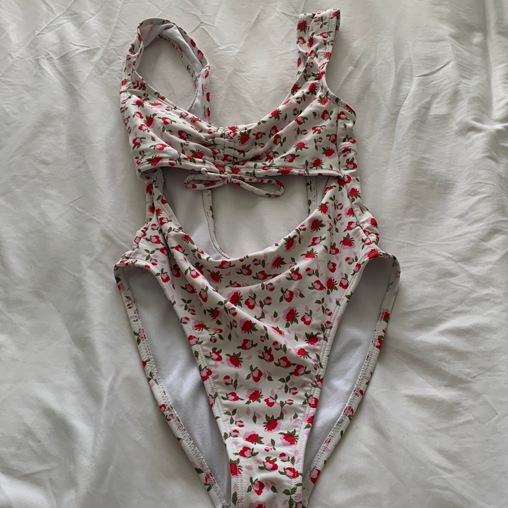 Target One Piece with Cutouts